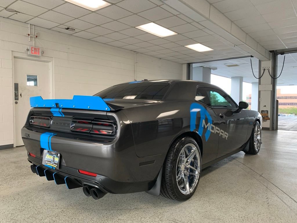 Used 2022 Dodge Challenger R/T w/ Blacktop Package RWD image 6