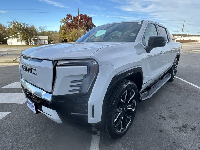 New 2025 GMC Sierra EV Denali image 10