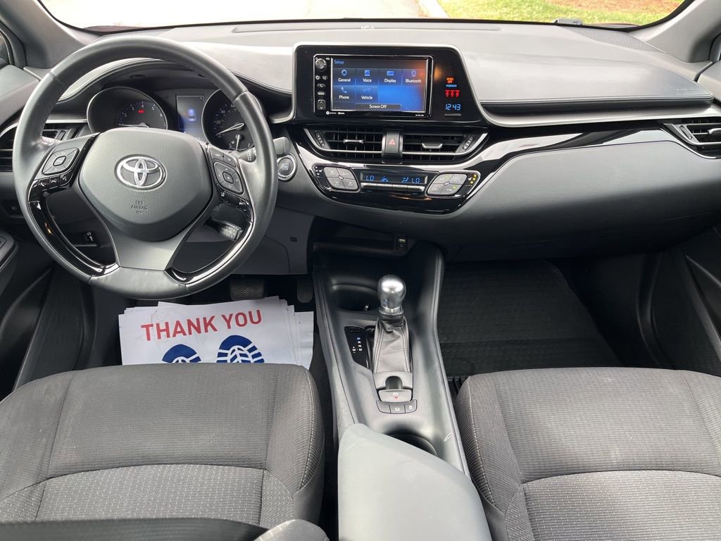 Used 2018 Toyota C-HR XLE image 25