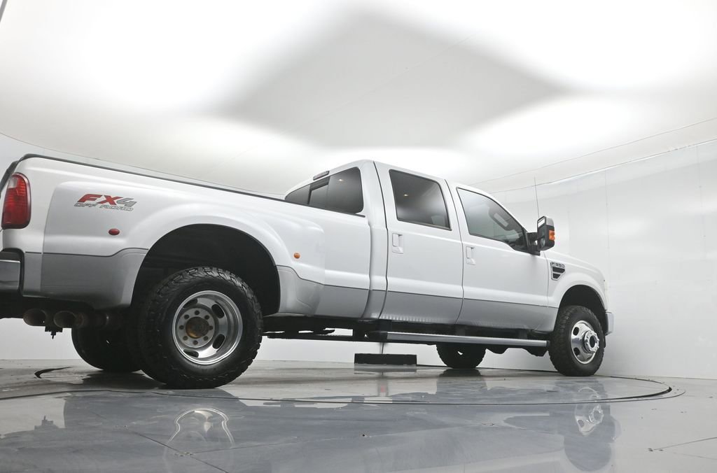 Used 2010 Ford F350 Lariat image 45