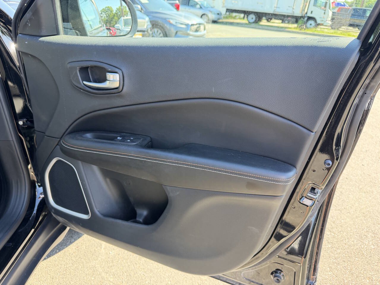 Used 2020 Jeep Compass Sport AWD/4WD image 15