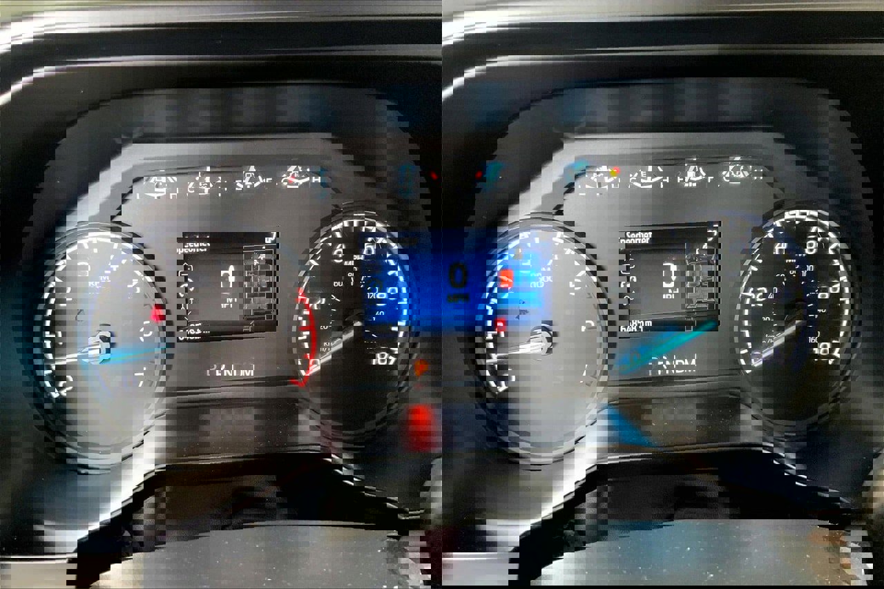 Used 2023 Ford F250 XLT w/ FX4 Off-Road Package image 16