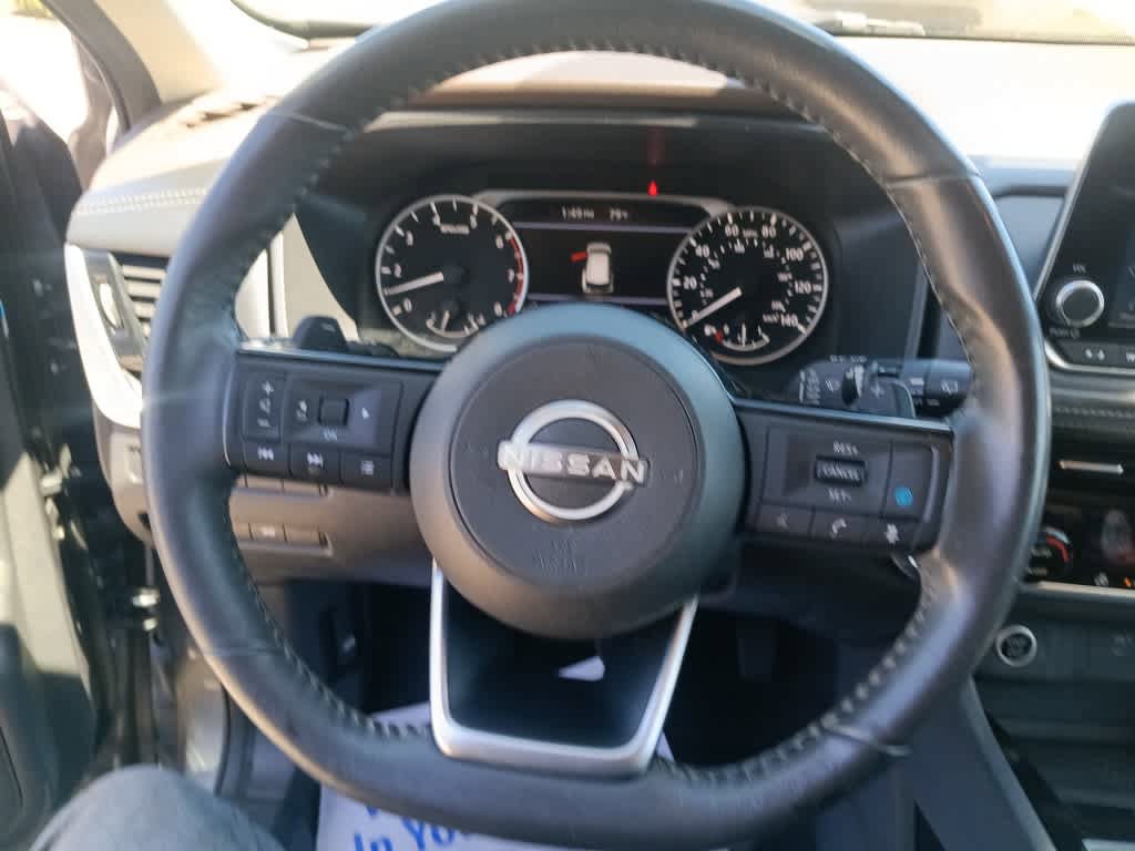 Used 2022 Nissan Rogue SV w/ SV Premium Package AWD/4WD image 11
