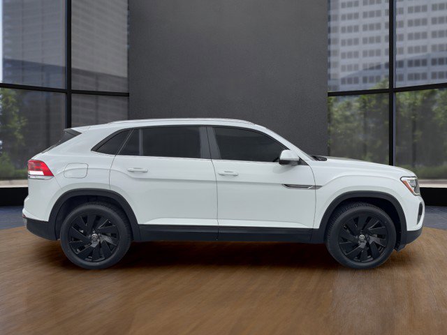 Used 2024 Volkswagen Atlas Cross Sport SE FWD image 4