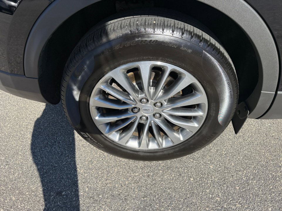 Used 2016 Lincoln MKX Select w/ Select Plus Package image 27