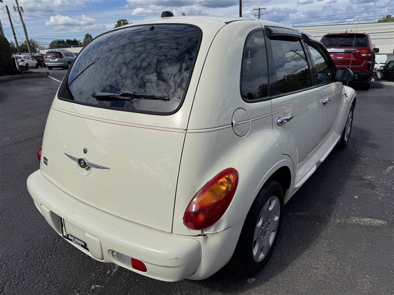 Used 2005 Chrysler PT Cruiser Touring w/ Light Group image 8