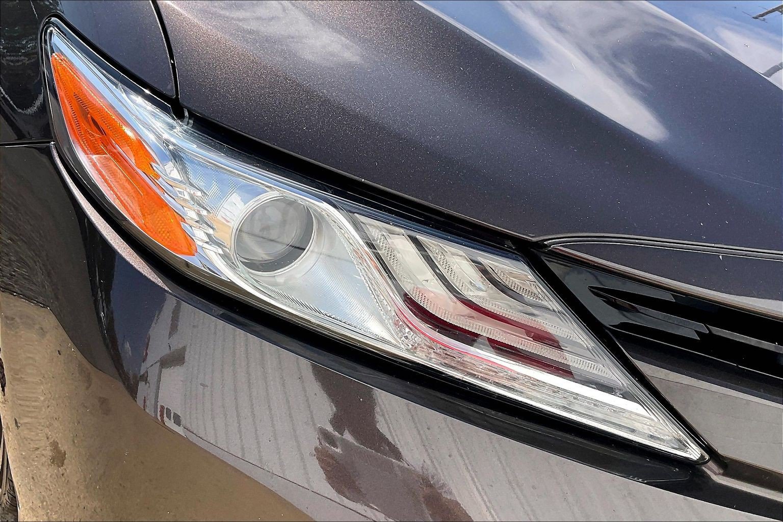 Used 2018 Toyota Camry XLE FWD image 33