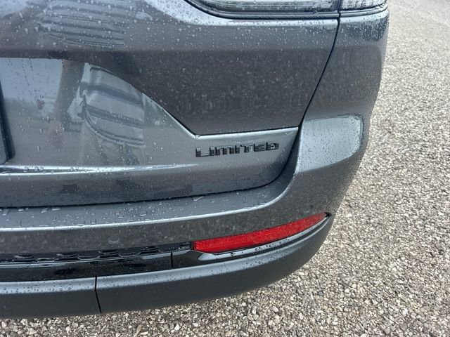 New 2025 Jeep Grand Cherokee Limited w/ Luxury Tech Group II image 49