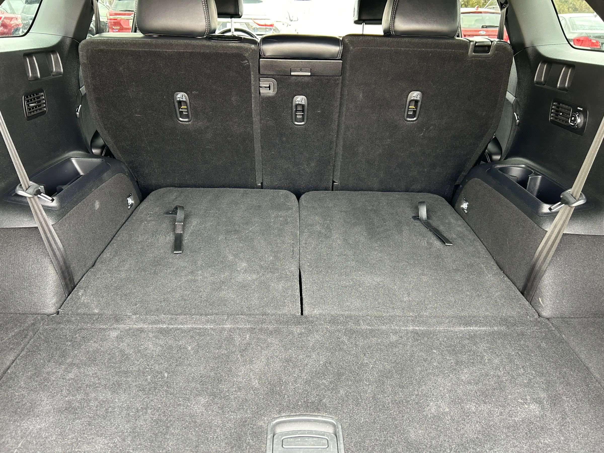 Used 2019 Kia Sorento SX image 26