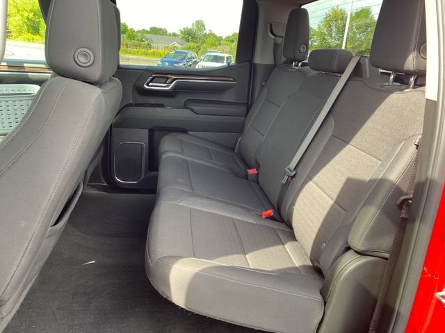 Certified 2025 Chevrolet Silverado 1500 LT AWD/4WD image 19