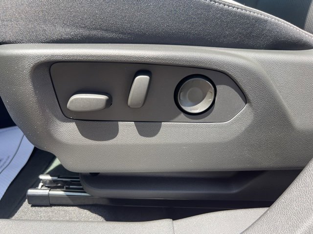 New 2025 Buick Envision Sport Touring image 18