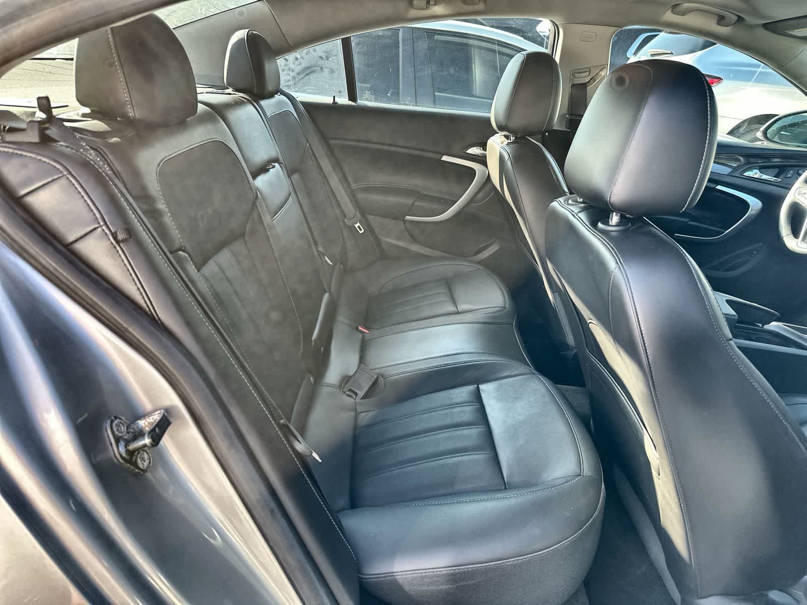Used 2017 Buick Regal Sport Touring FWD image 18