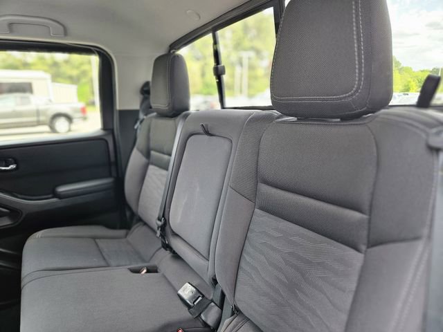 Certified 2022 Nissan Frontier SV image 28