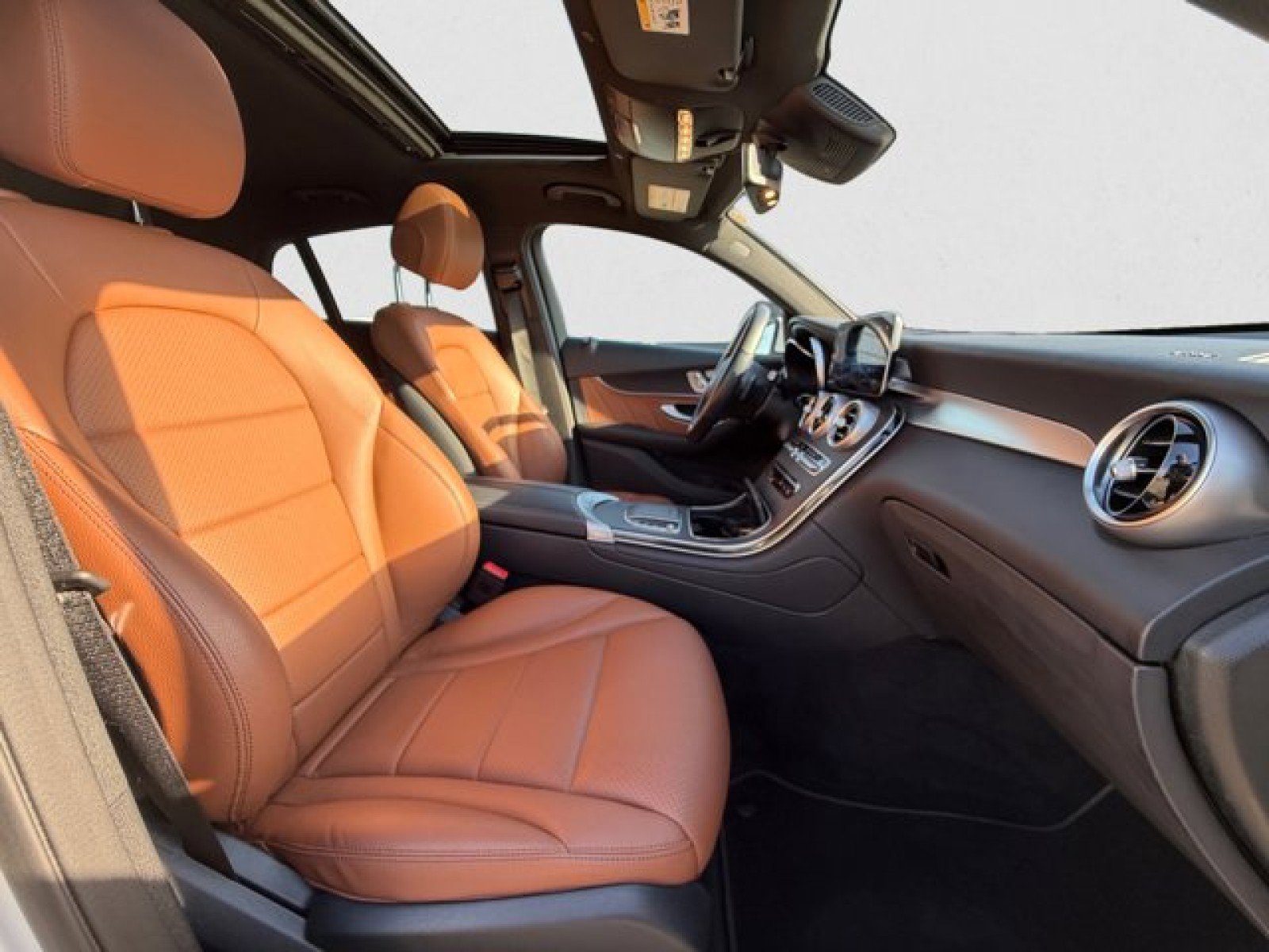 Used 2021 Mercedes-Benz GLC 300 4MATIC Coupe image 19