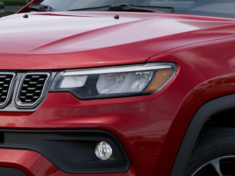 New 2026 Jeep Compass Latitude AWD/4WD image 14