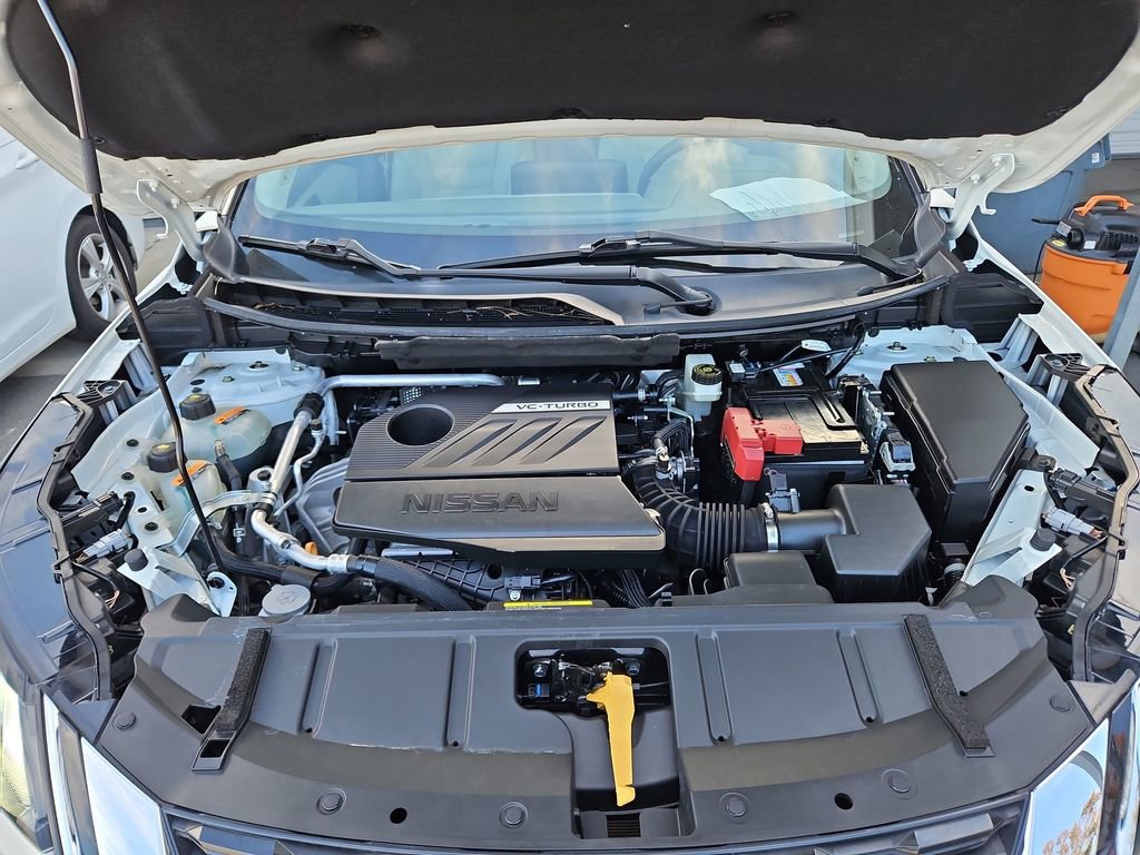 Used 2023 Nissan Rogue SL w/ SL Premium Package image 41