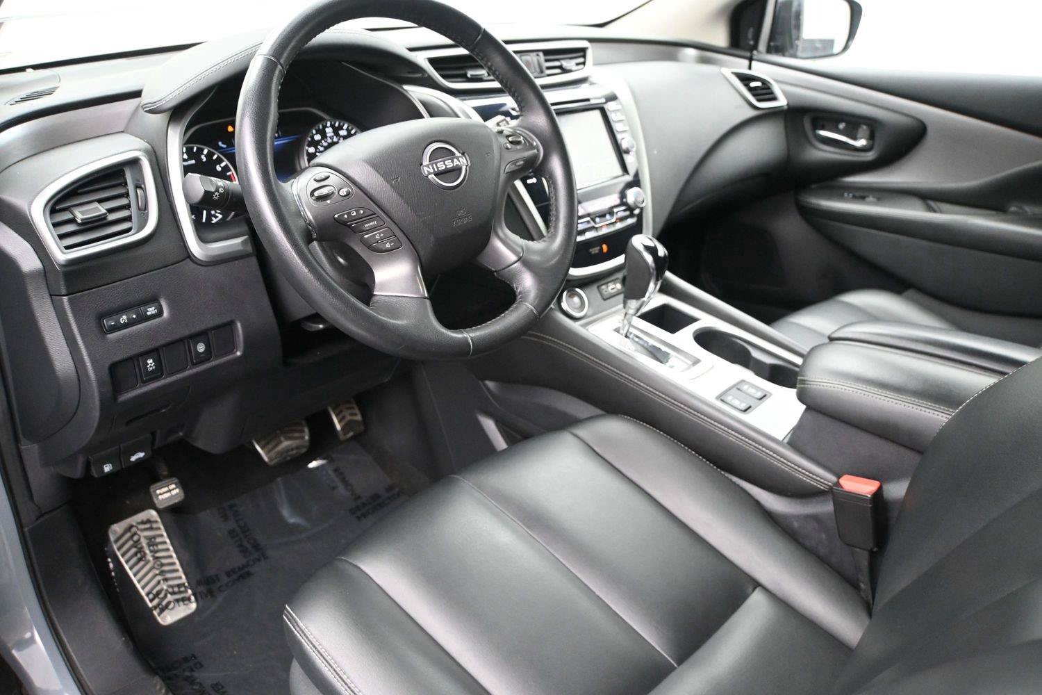 Certified 2023 Nissan Murano SV w/ SV Midnight Edition Package AWD/4WD image 2