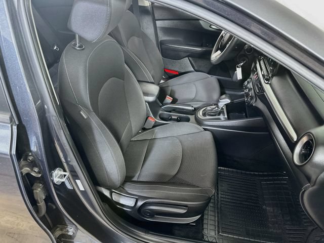 Used 2021 Kia Forte LXS FWD image 11
