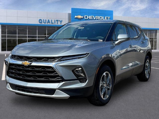 New 2026 Chevrolet Blazer LT FWD image 2