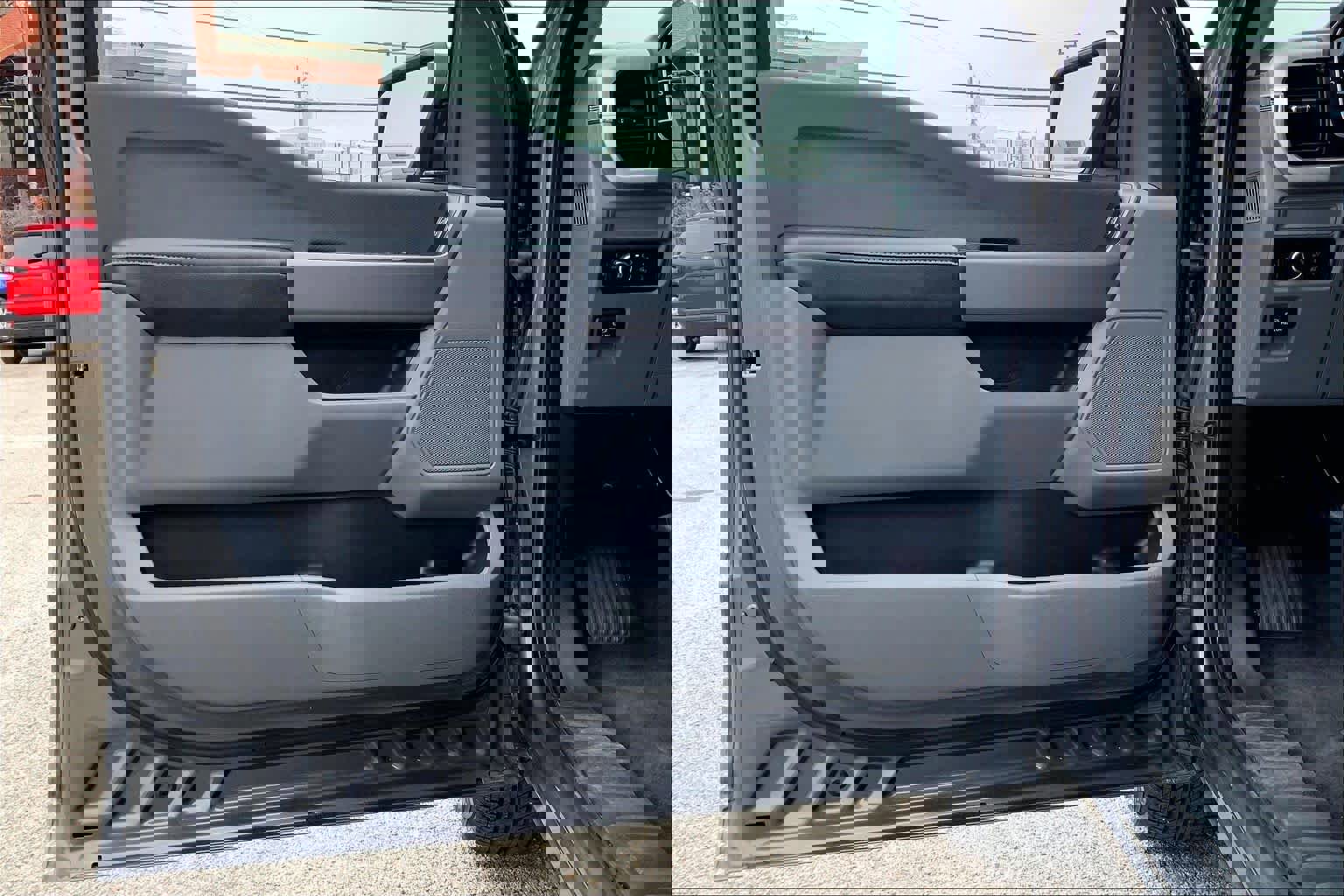 Used 2023 Ford F150 XLT AWD/4WD image 41