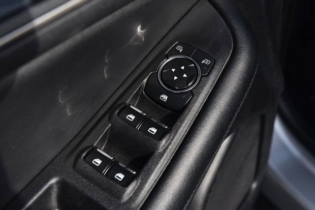 Used 2024 Ford Edge SEL image 8