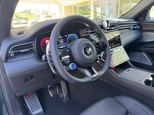 New 2025 Maserati Grecale Modena image 11