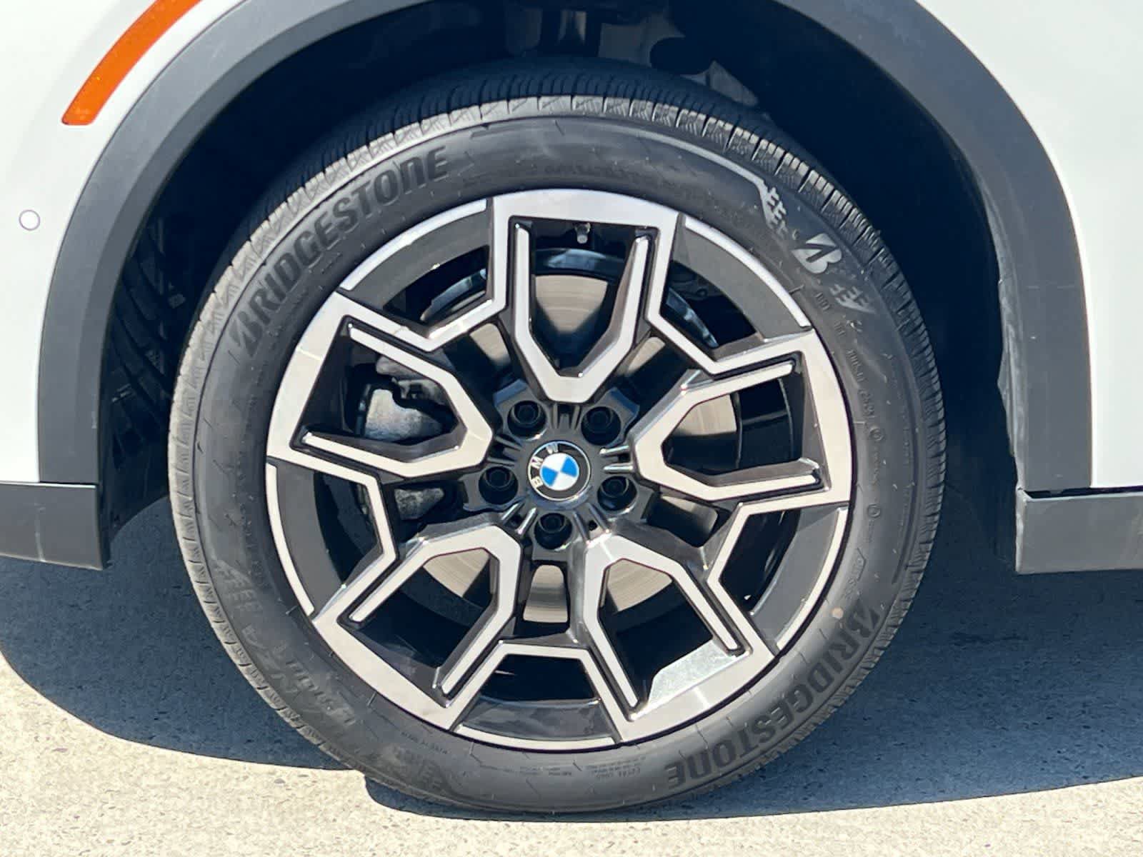 Used 2026 BMW X2 xDrive28i AWD/4WD image 27