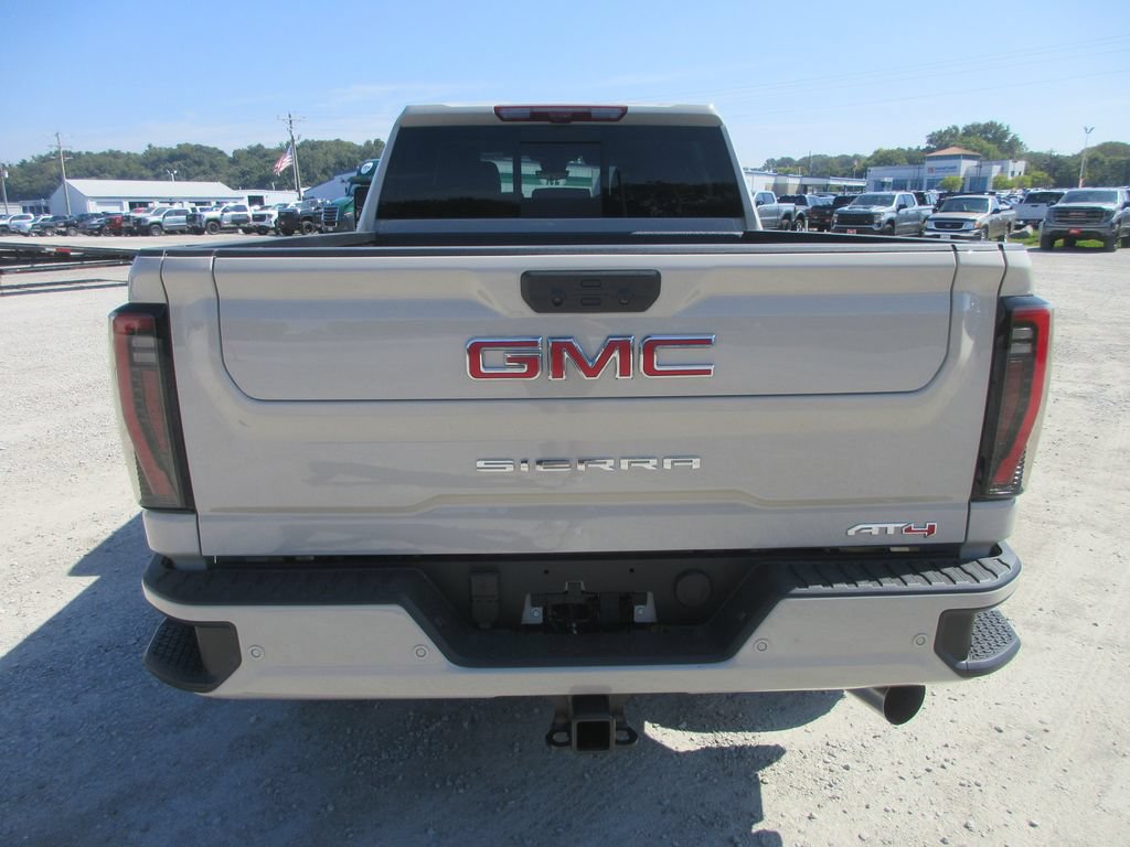 New 2026 GMC Sierra 2500 AT4 w/ AT4 Premium Plus Package AWD/4WD image 6