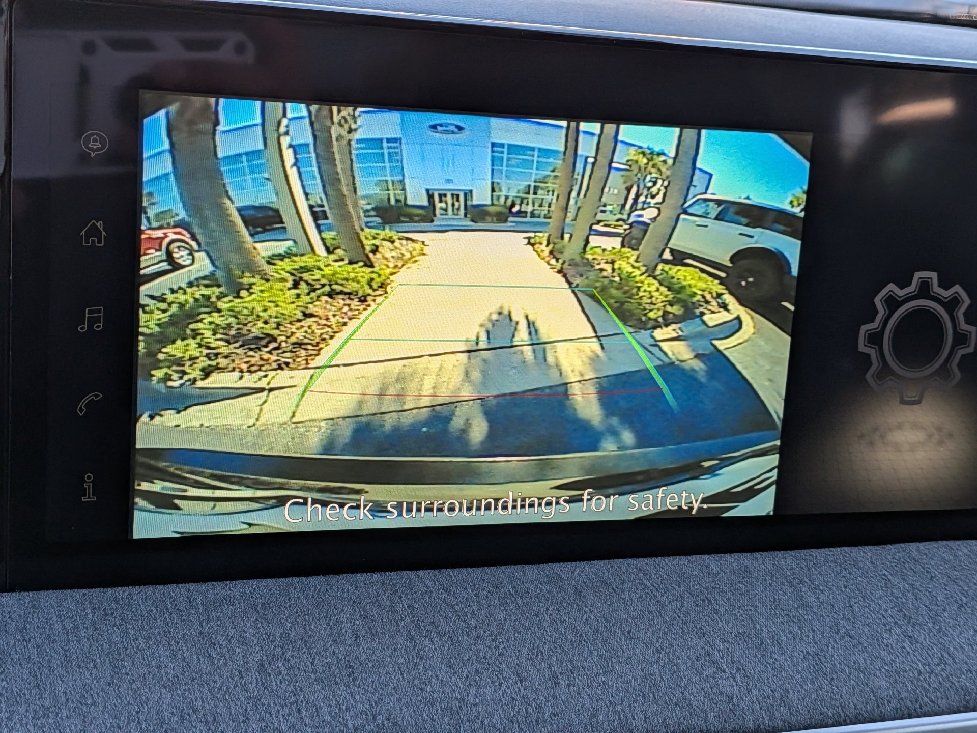 Used 2025 Nissan Kicks SV FWD image 21