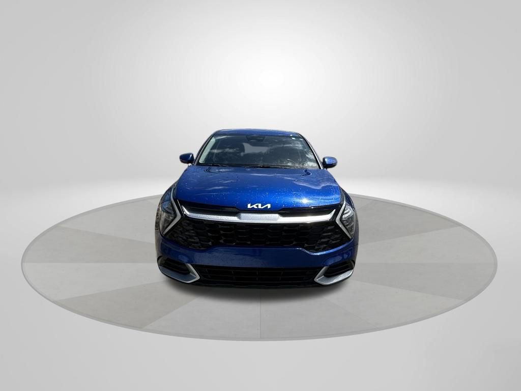 Used 2023 Kia Sportage EX FWD image 2