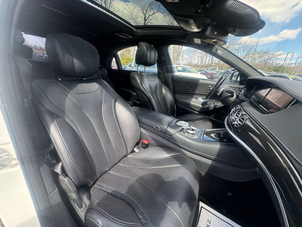 Used 2016 Mercedes-Benz S 550 4MATIC Sedan image 24