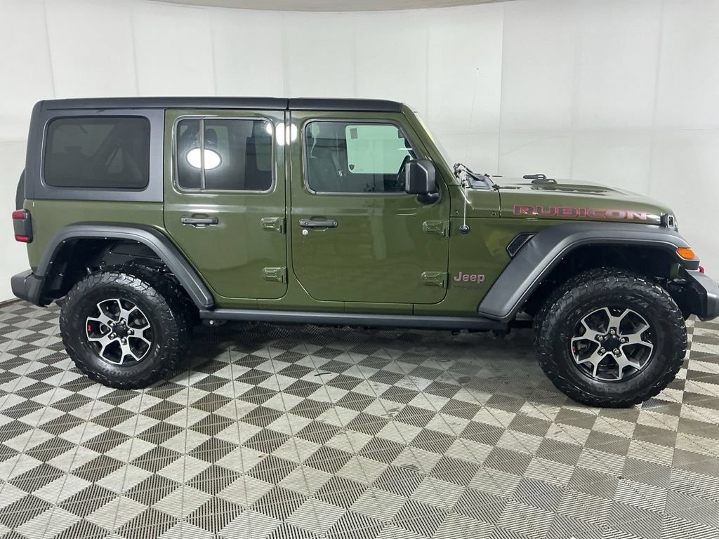 Used 2022 Jeep Wrangler Unlimited Rubicon w/ LED Lighting Group AWD/4WD image 17