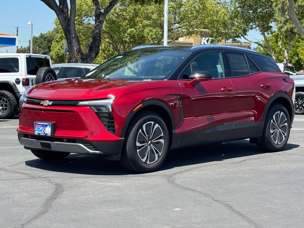 New 2026 Chevrolet Blazer EV LT w/ Super Cruise Package FWD image 3