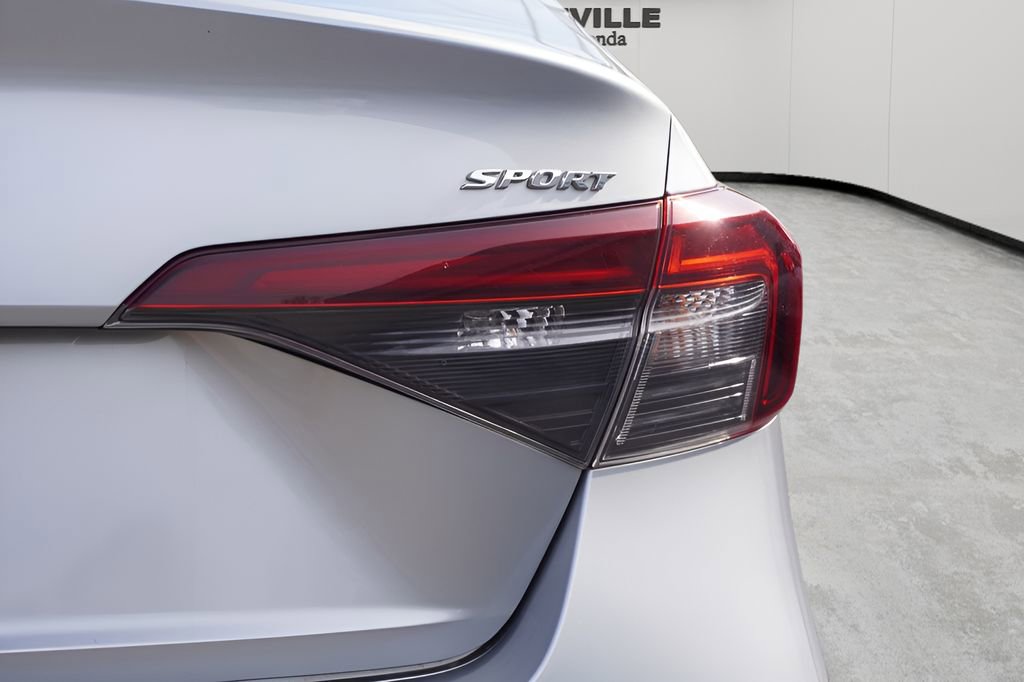 Used 2025 Honda Civic Sport image 5