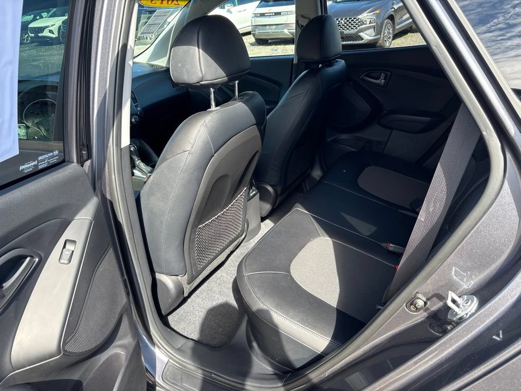 Used 2015 Hyundai Tucson SE AWD/4WD image 25
