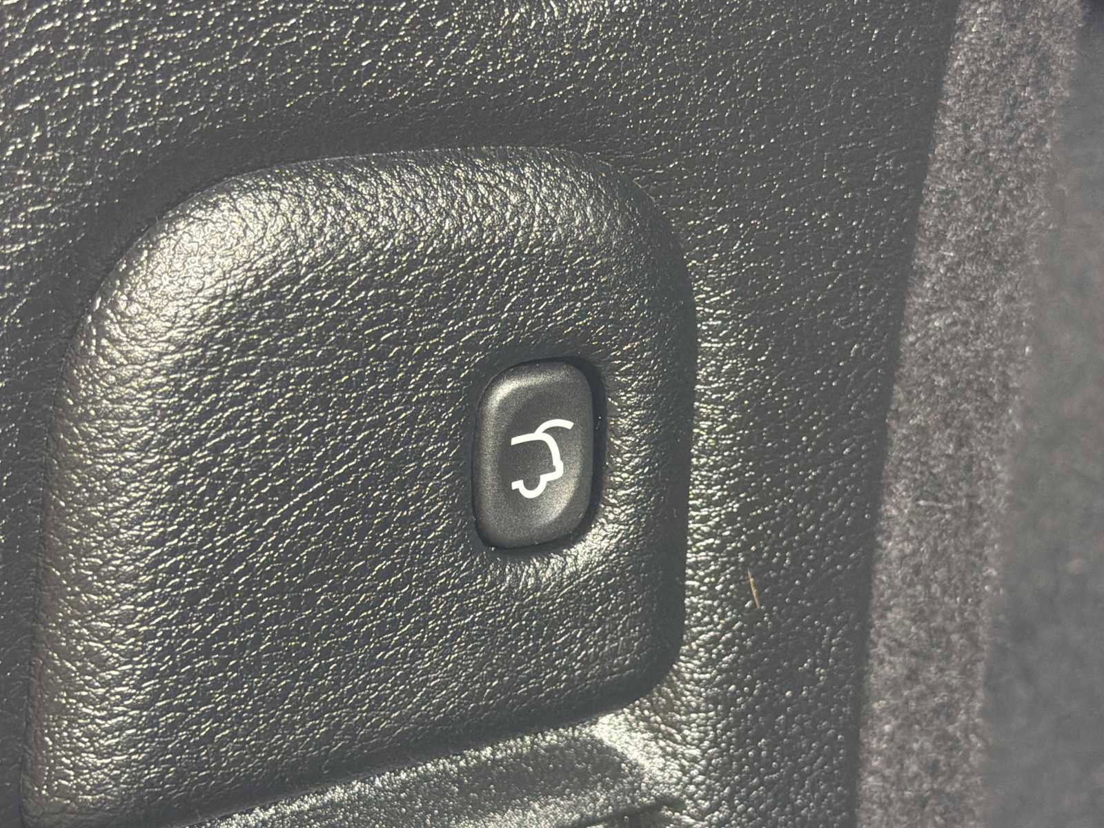 Used 2022 Dodge Durango GT w/ Blacktop Package image 18