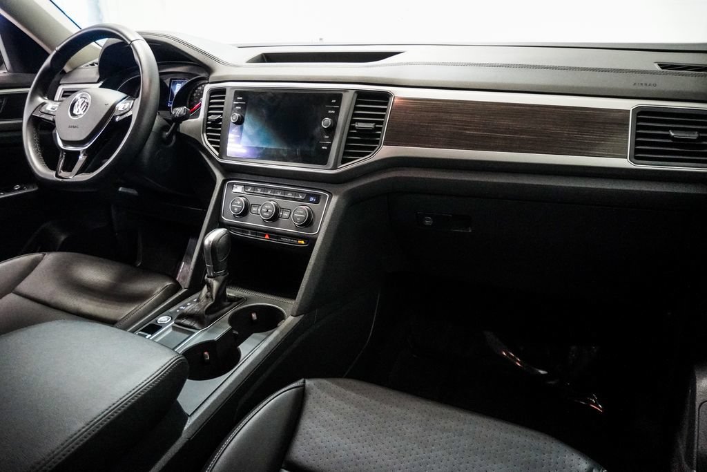 Used 2019 Volkswagen Atlas SE w/ Towing Package FWD image 9