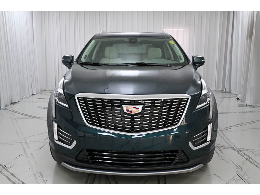 Certified 2025 Cadillac XT5 Premium Luxury image 3
