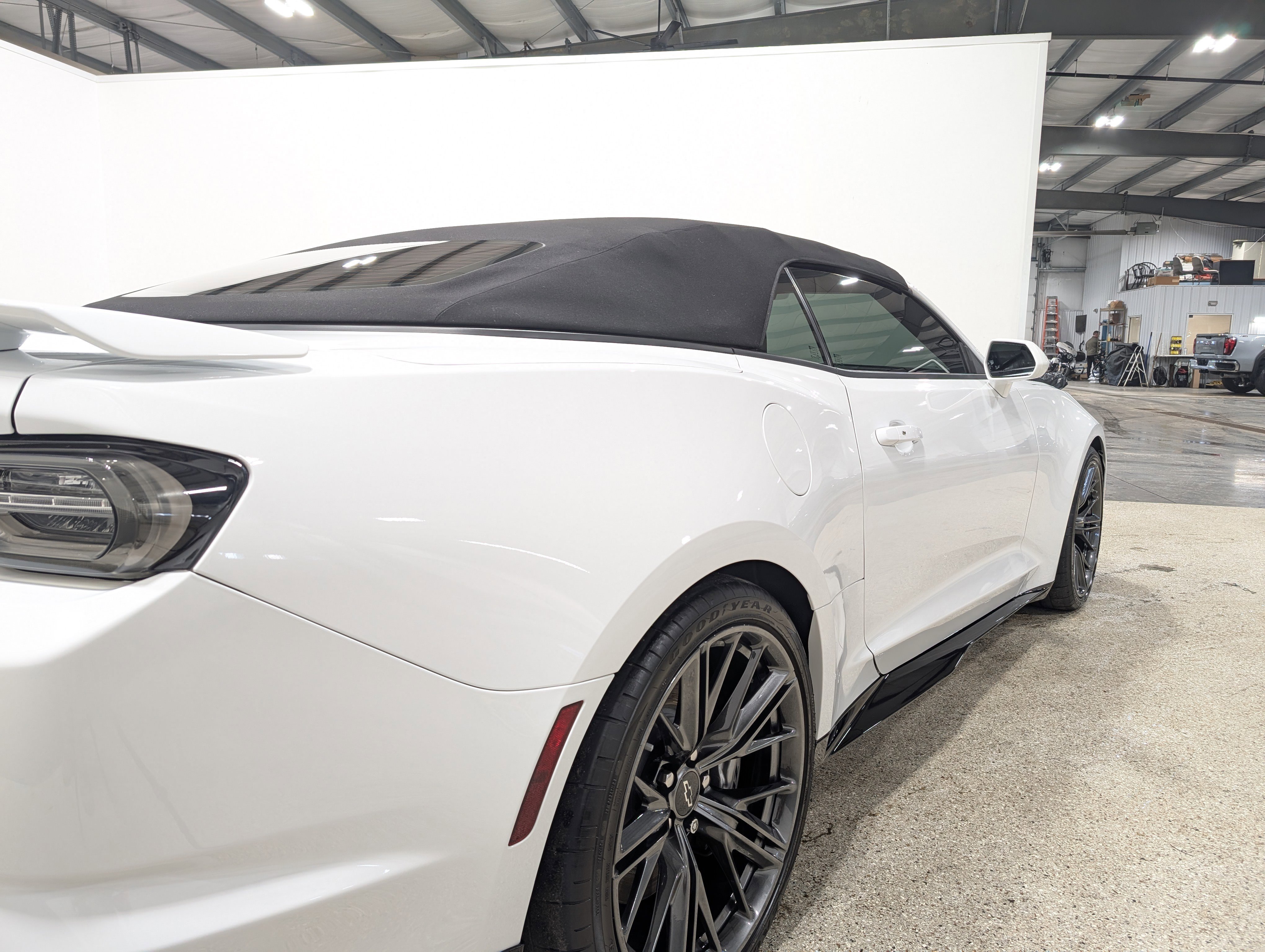 Used 2021 Chevrolet Camaro ZL1 w/ LPO, ZL1 Protection Package image 3