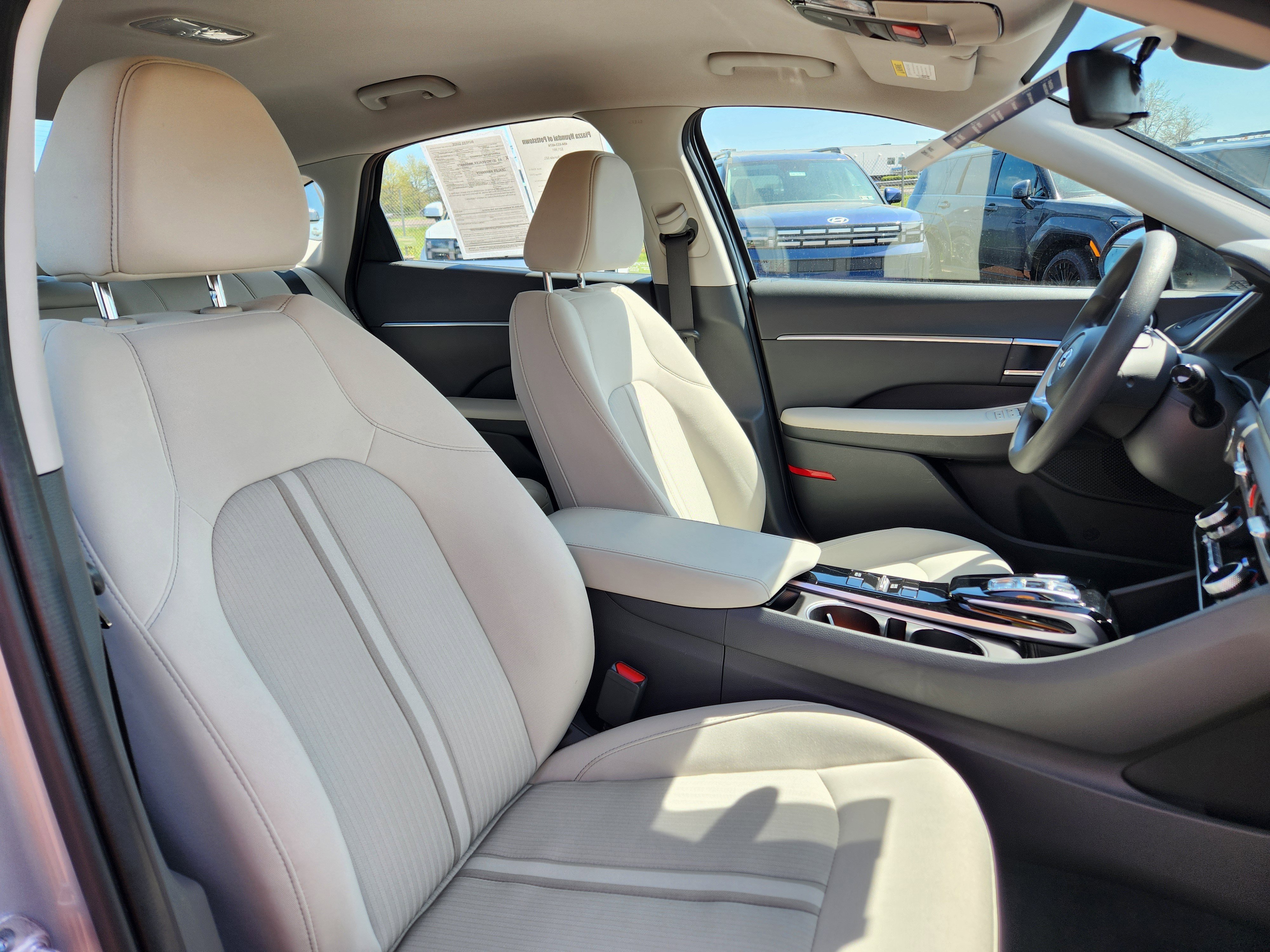 Certified 2023 Hyundai Sonata SEL w/ Preferred Accessory Package image 16