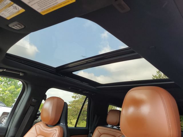 Used 2020 Lincoln Navigator Reserve w/ Luxury Package AWD/4WD image 18