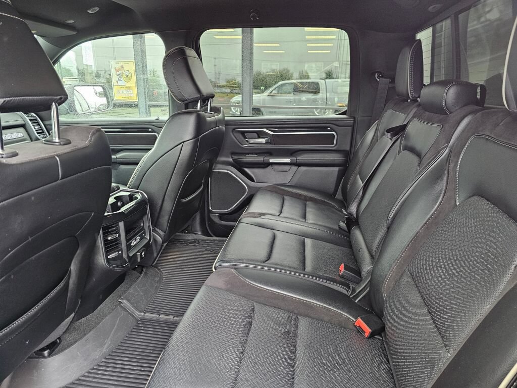 Used 2022 RAM 1500 Laramie RWD image 18