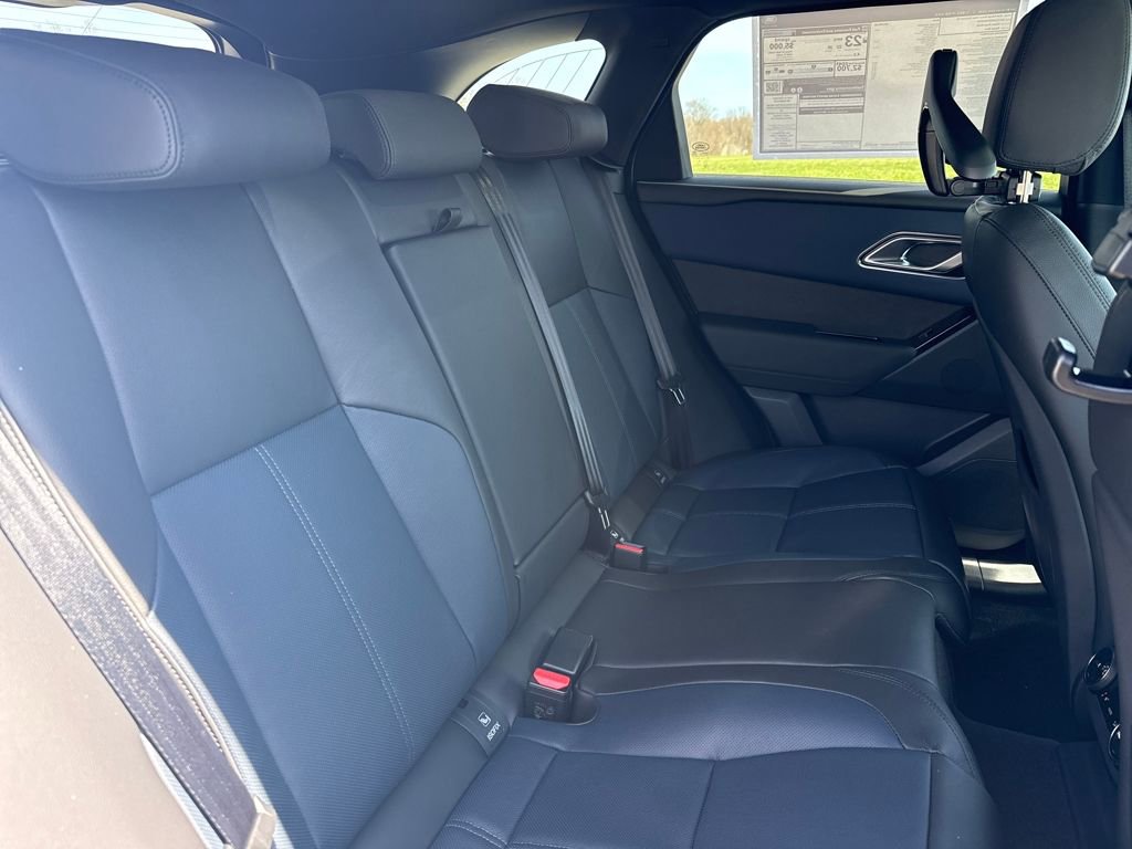 New 2026 Land Rover Range Rover Velar Dynamic SE image 18