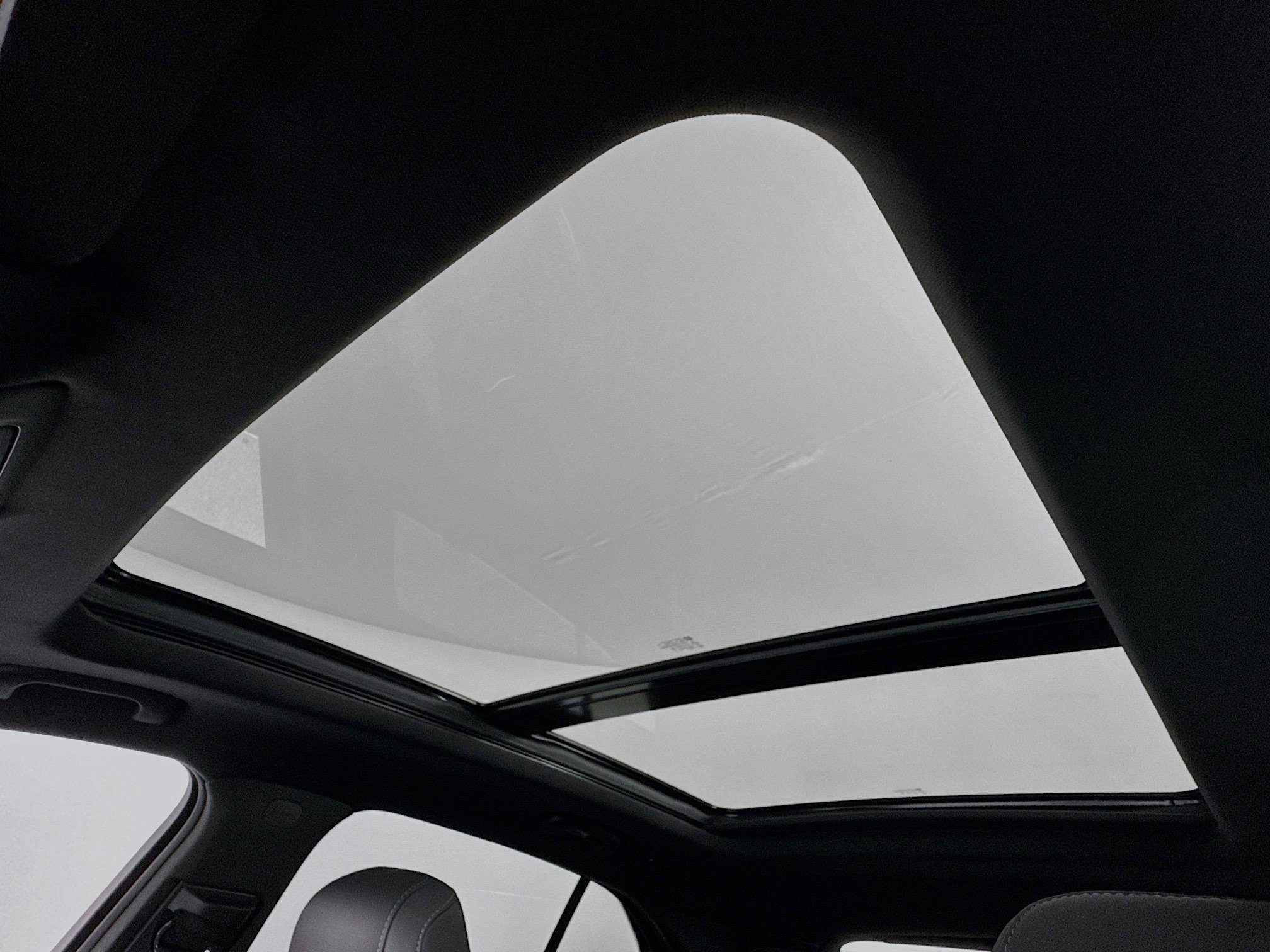 Used 2019 Cadillac XT4 Premium Luxury w/ Cold Weather Package image 21