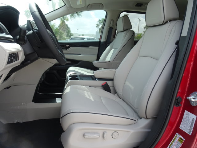 New 2027 Honda Odyssey Touring image 7