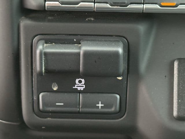 Used 2025 Chevrolet Silverado 2500 W/T w/ WT/CX Safety Package AWD/4WD image 21