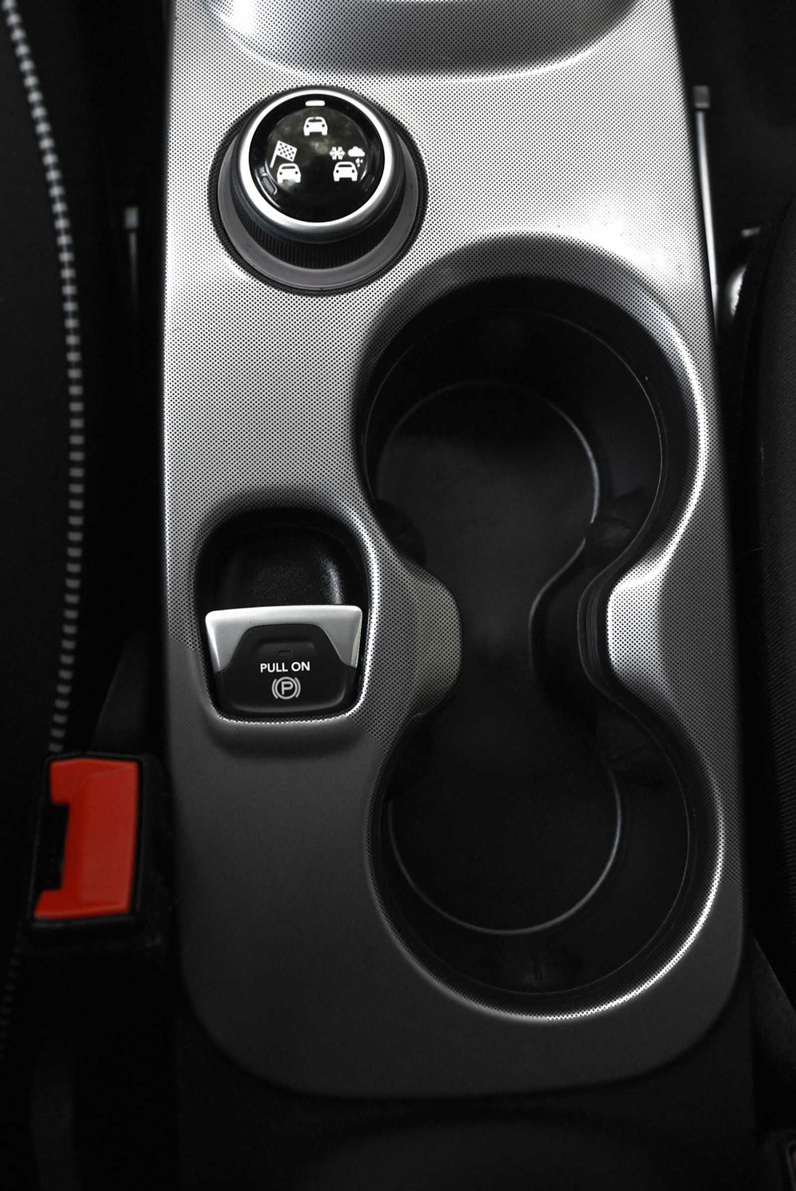 Used 2020 FIAT 500X Pop AWD/4WD image 23