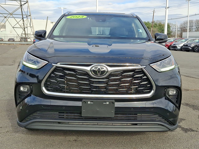 Used 2023 Toyota Highlander Limited image 31