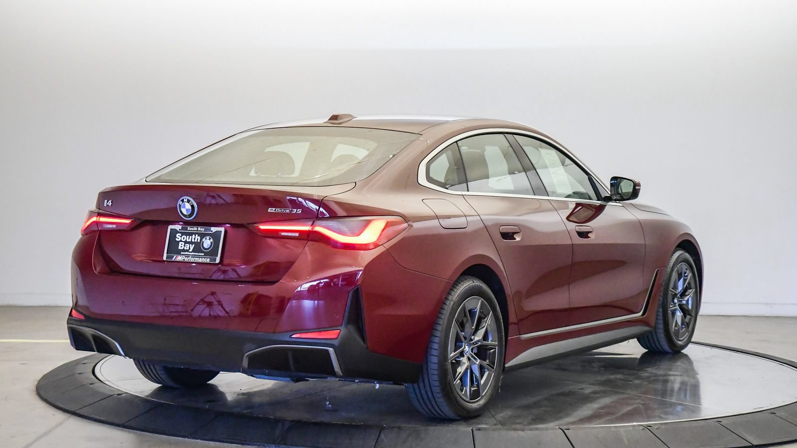 Certified 2023 BMW i4 eDrive35 w/ Premium Package RWD image 5
