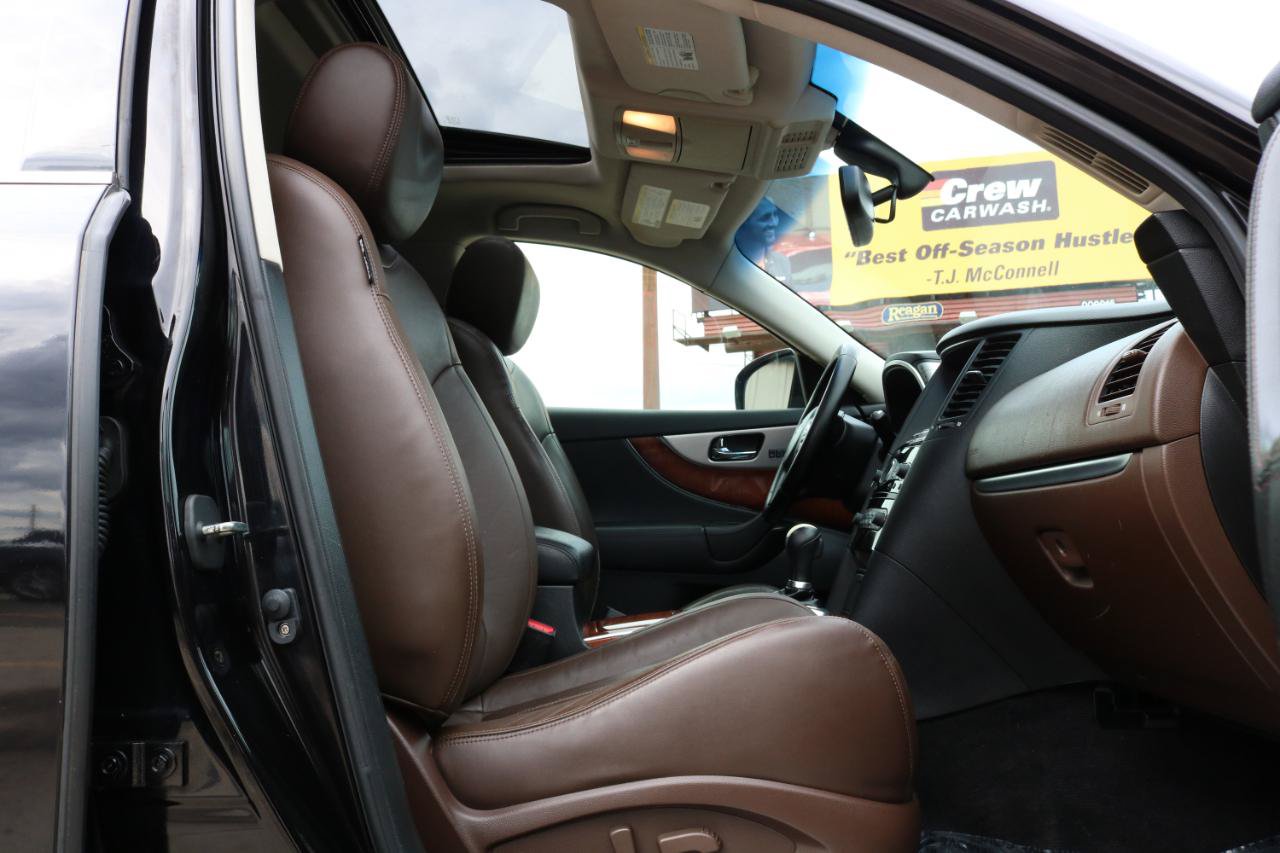 Used 2012 INFINITI FX35 AWD w/ Premium Pkg image 42